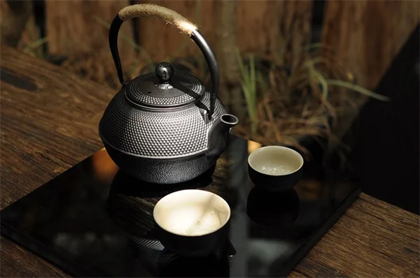 小麦粉でアブラムシ駆除!キッチンにある1つの材料で簡単解決